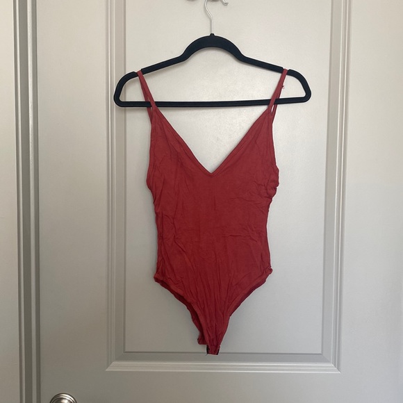 Boohoo Tank Top Bodysuit - Picture 2 of 6